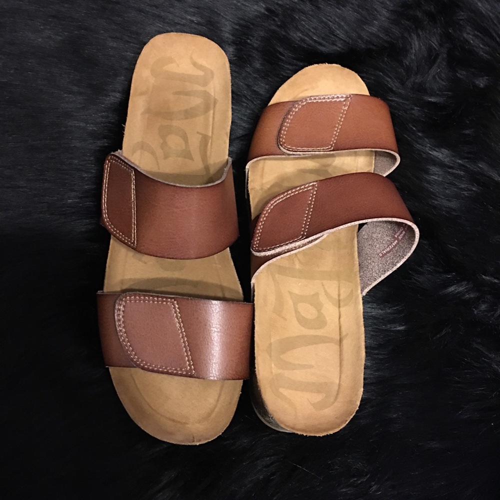 Mad Love Brown Platform Wedge Slip-On Sz 10